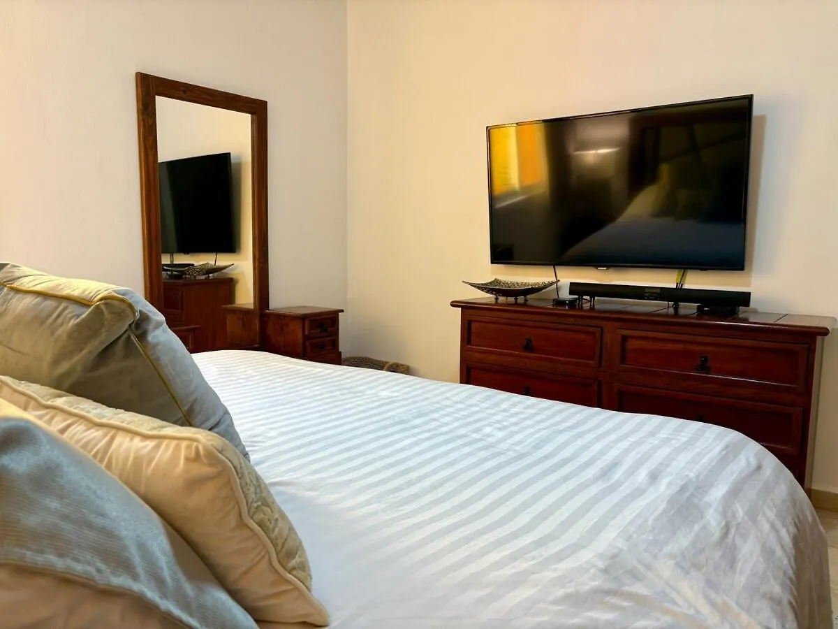 A Hideaway In Playacar - Private, Comfortable And Chic Playa del Carmen Apartment