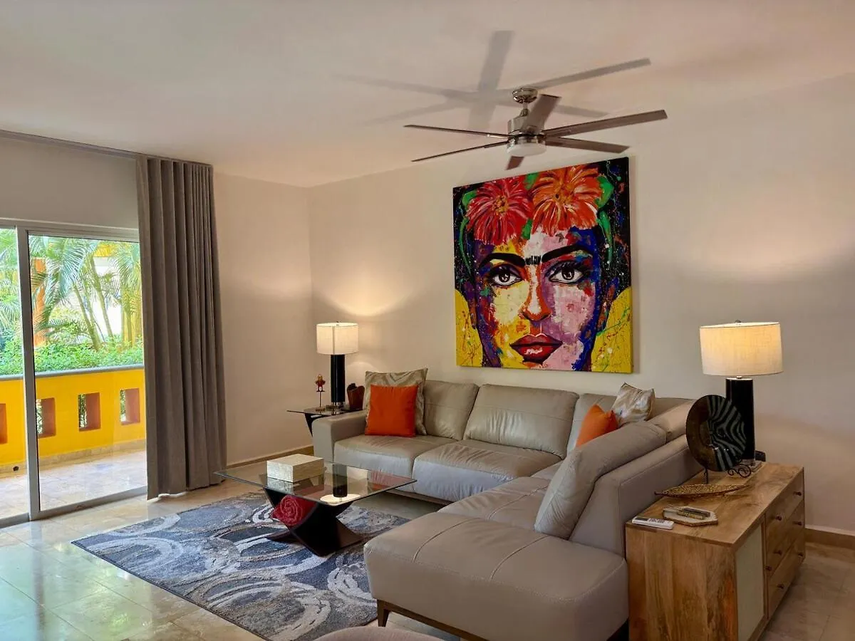 A Hideaway In Playacar - Private, Comfortable And Chic Playa del Carmen Apartment